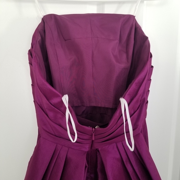 Mac Duggal Purple Strapless Formal Gown Cascading Waterfall Draped Back Size 6 - Picture 13 of 14